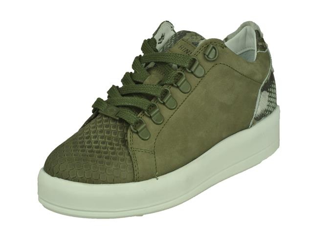 10486-117255 Hinson Sneaker