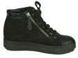 Tara Sneaker
